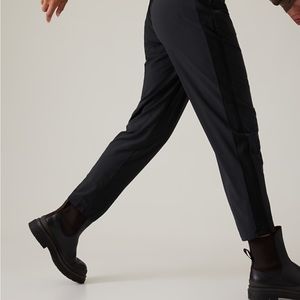 Athleta Brooklyn lined pant, size 6/petite black